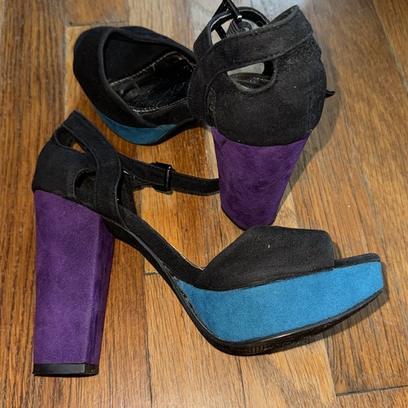 Trendy color block platform heels - Picture 4 of 6